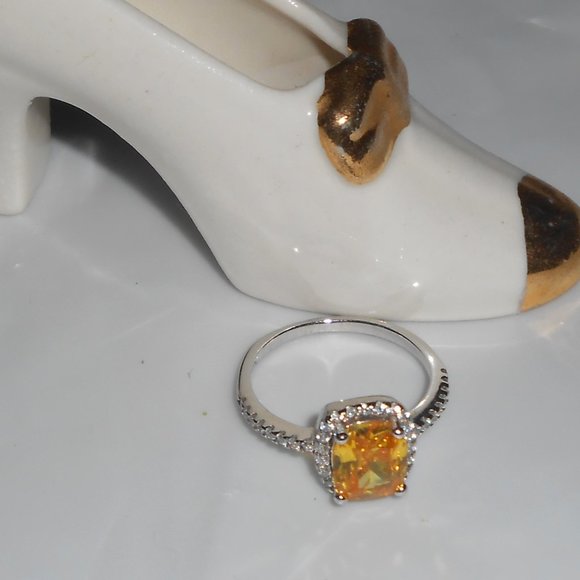 Yellow Zircon Cushioned Ring. NIB - Picture 7 of 12
